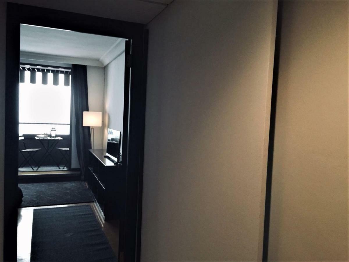 Nunez De Balboa Apartament